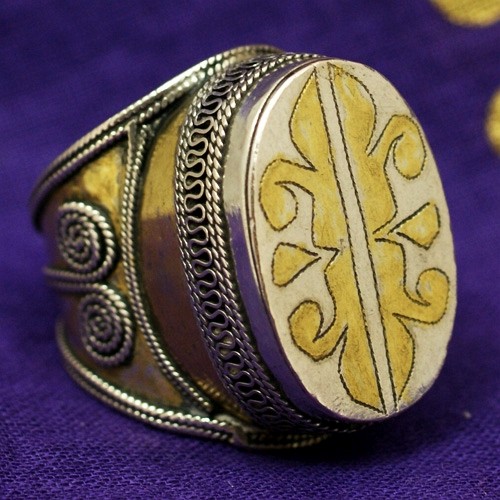 Srebrny, złocony sygnet z Turkmenistanu