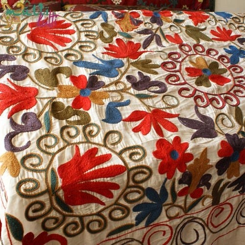 Tkanina dekoracyjna Suzani Karszi
