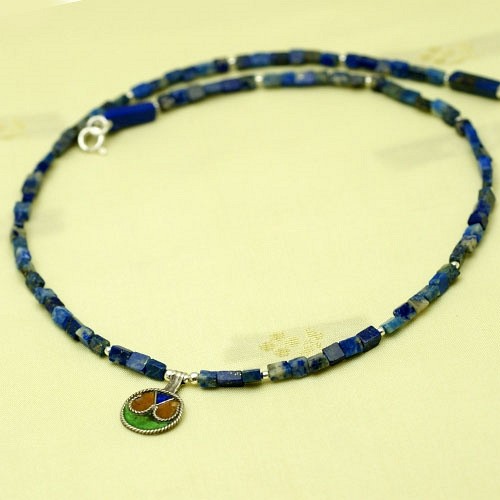 Berber: męski naszyjnik z lapis lazuli