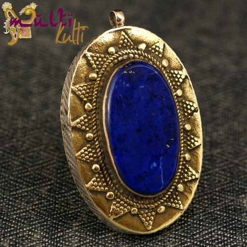 Wisiorek srebrny z lapis lazuli