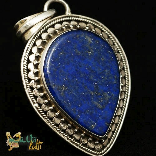 Wisiorek z lapis lazuli