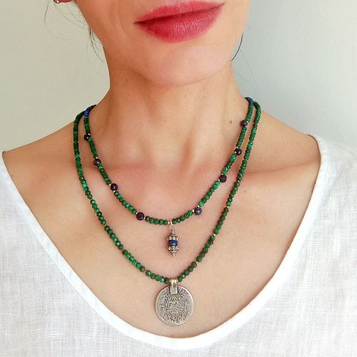 Delikatny naszyjnik z malachitu