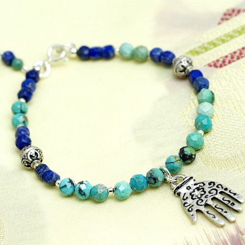 Hamsa. Bransoletka z amuletem