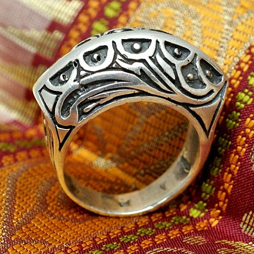 Duży etniczny srebrny pierścionek