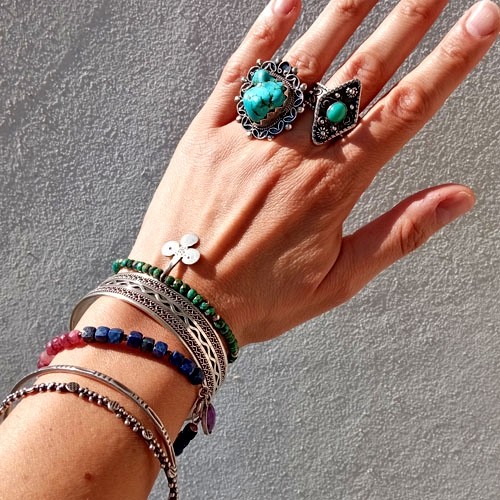 Otwarta srebrna szeroka bransoletka