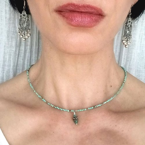 Choker na szyję z turkusu