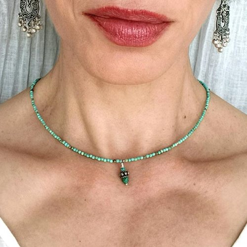 Choker na szyję z turkusu