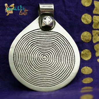 Spirala: duży srebrny wisior