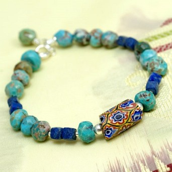 Stare szkło Murano. Bransoletka etno