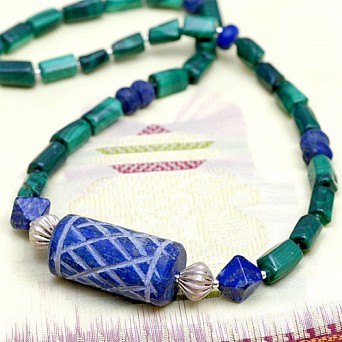 Męski naszyjnik z malachitu i lapis lazuli