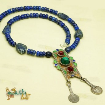 Berber: naszyjnik z lapis lazuli