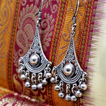 Duże wiszące kolczyki wachlarze