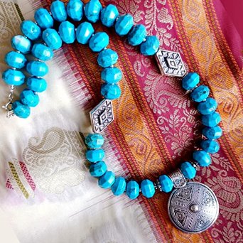 Duży naszyjnik z turkusu z wisiorem ze srebra